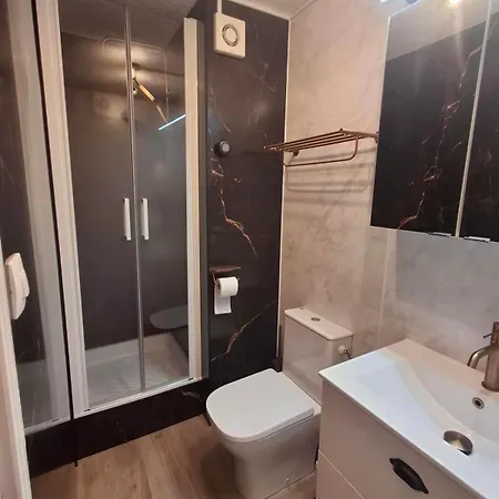 Le Montera 44b דירה
